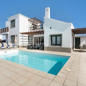 villas-camelot.in-canary-islands.com/